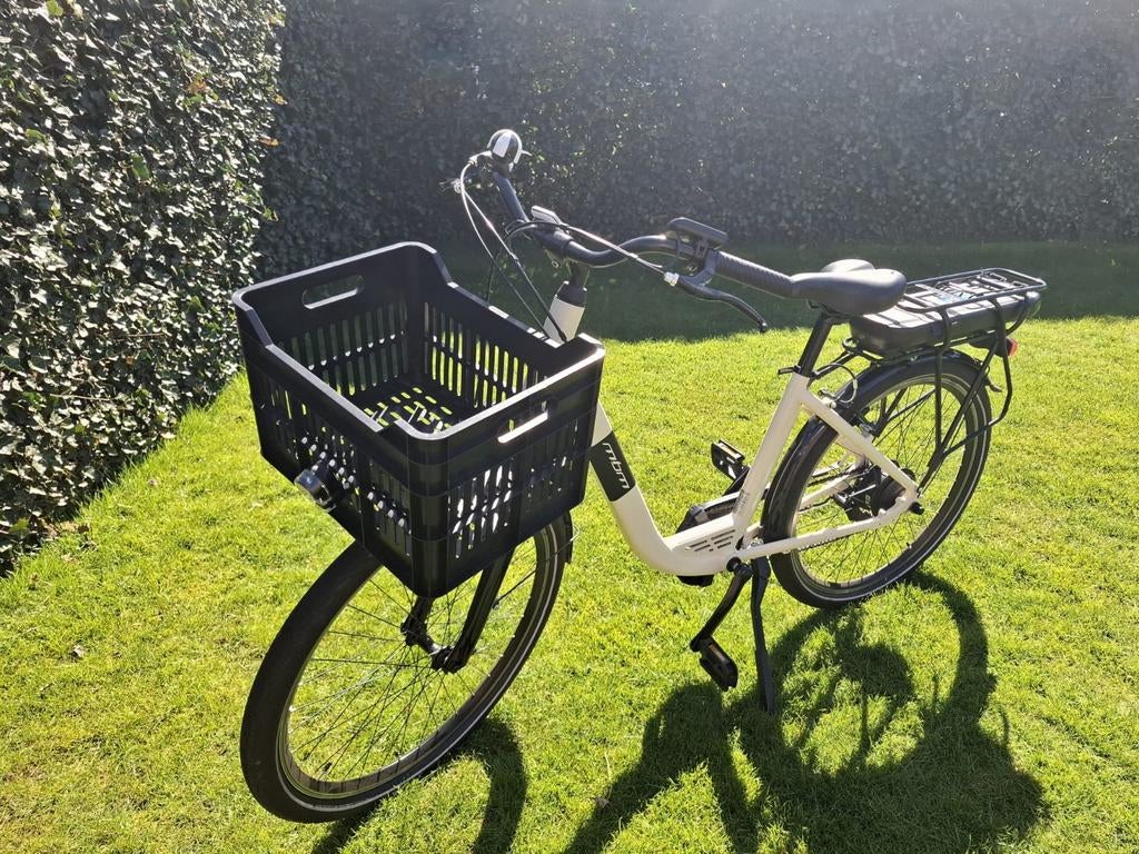 MBM RHEA 26 inch Elektrische fiets achterwielmotor 7 speed, Ophalen, Zo goed als nieuw