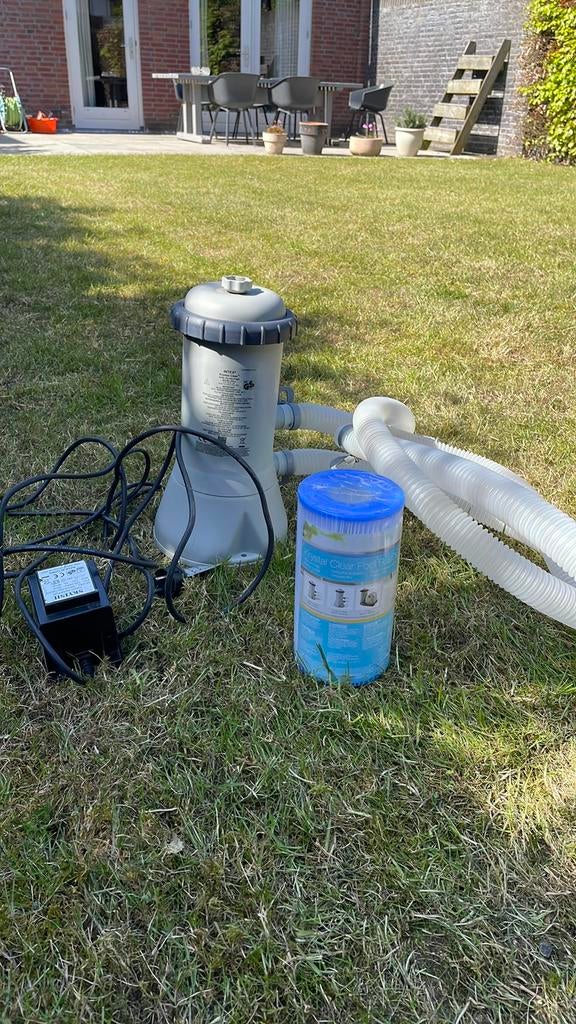 Zwembadpomp intex 638 G inclusief toebehoren, Tuin en Terras, Zwembad-toebehoren, Ophalen, Zo goed als nieuw
