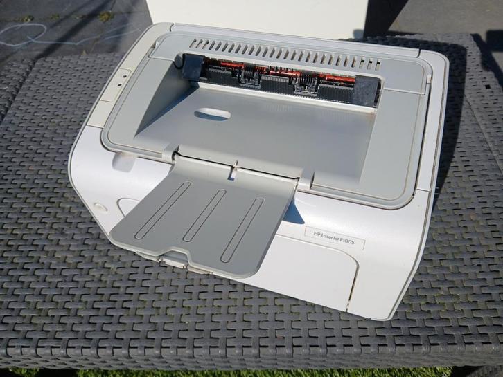 HP Laserjet P1005 laserprinter (zwart) met kabels en toner, Computers en Software, Printers, Ophalen
