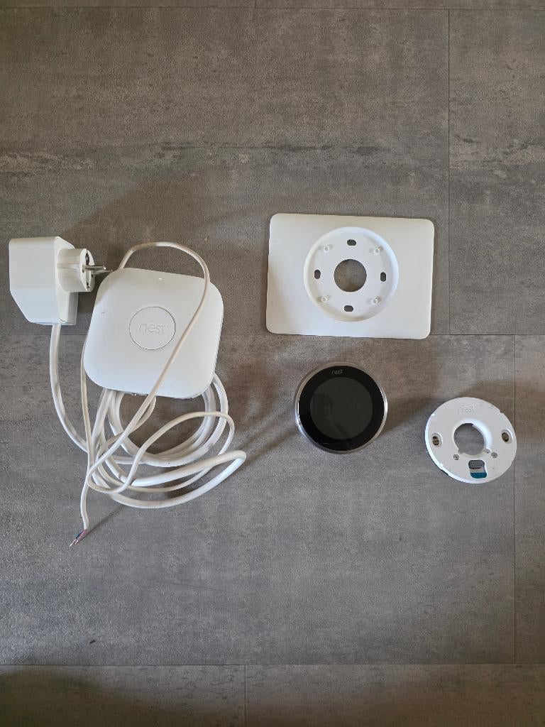 Google Nest L S Therm. V3 met Heatlink Zilver - Tweedehands, Doe-het-zelf en Verbouw, Thermostaten, Ophalen of Verzenden, Slimme thermostaat