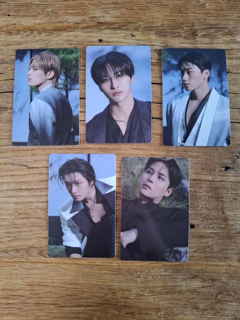 Ateez Golden Hour Part 4 poca A pcs, Ophalen of Verzenden, Zo goed als nieuw, Foto of Kaart