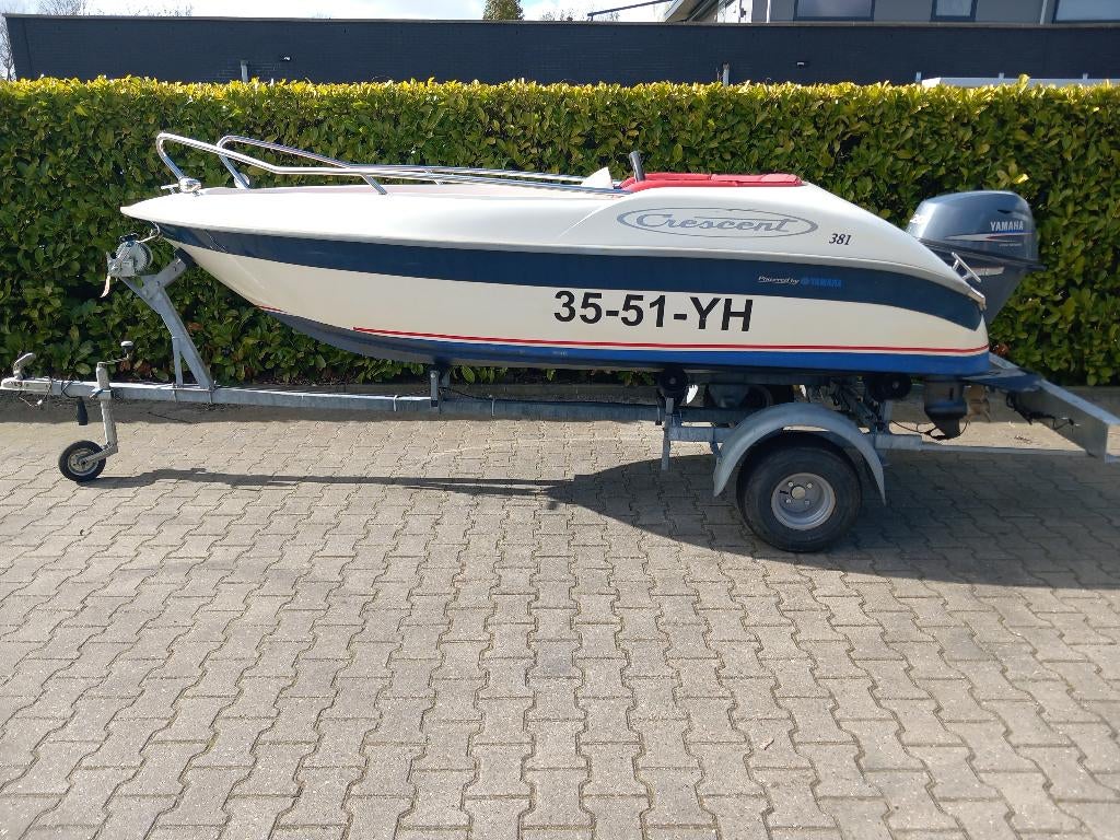 CRESENT 381 FREETIME YAMAHA 20 PK+TRAILER INRUIL MOGELIJK, Ophalen, Gebruikt, Minder dan 3 meter, Minder dan 70 pk