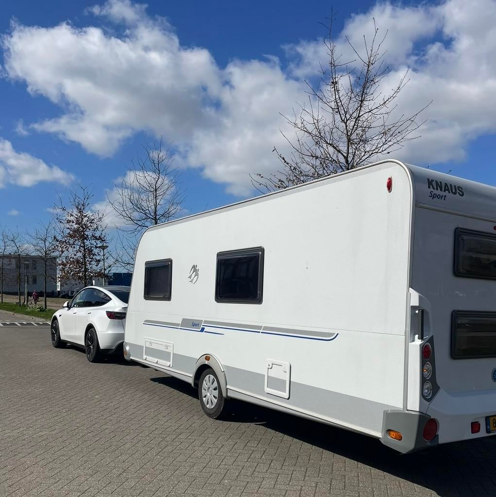 Knaus 500 fdk sport stapelbed jaar 2010, Vast bed, Treinzit, Particulier, 6 tot 7 meter