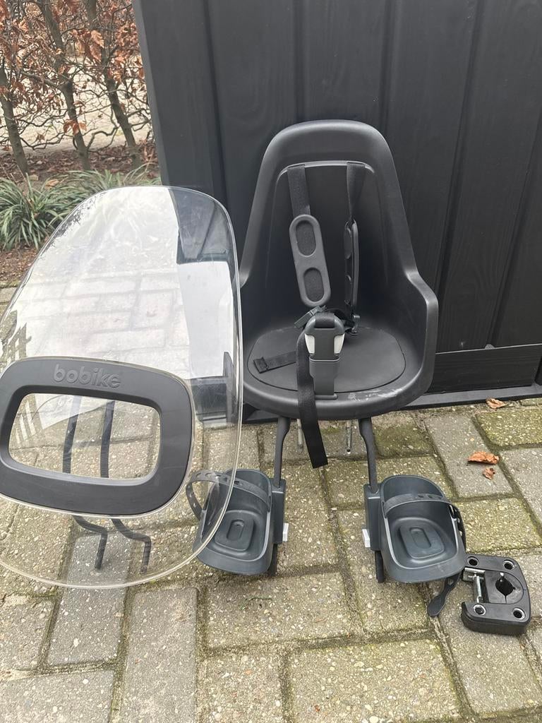 Bobike fietsstoeltje voorop met windscherm, Fietsen en Brommers, Fietsaccessoires | Fietsstoeltjes, Ophalen, Gebruikt, Voorzitje