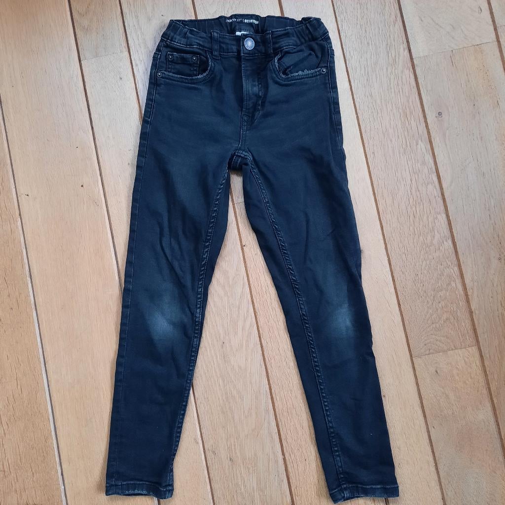 Zara spijkerbroek skinny fit stretch zwart maat 128, Kinderen en Baby's, Kinderkleding | Maat 128, Broek, Meisje, Ophalen of Verzenden