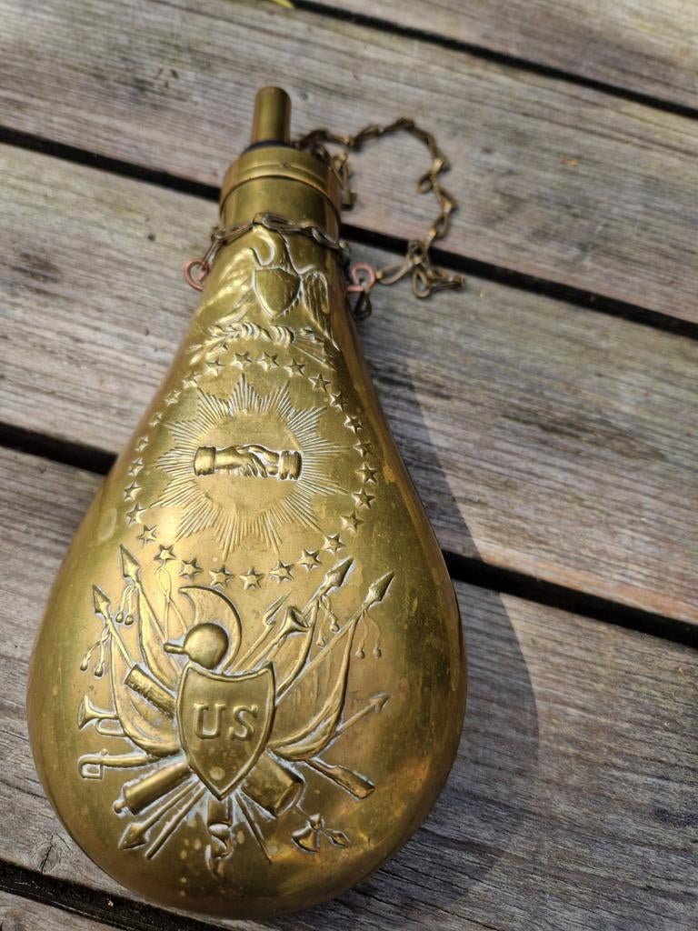 Oude Kruithoorn., Ophalen of Verzenden