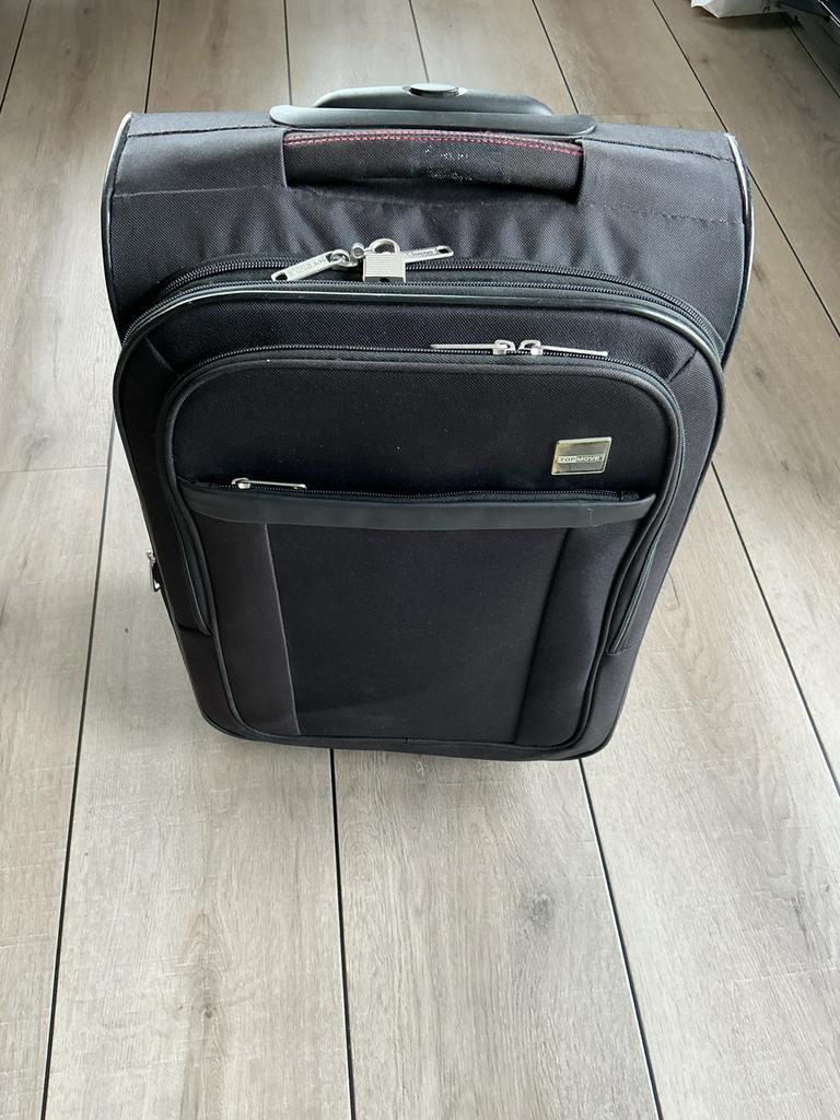 Zwarte Handbagage Koffer met Wieltjes en Uitschuifbare Handg, Ophalen, 40 tot 60 cm, Gebruikt, 20 tot 30 cm