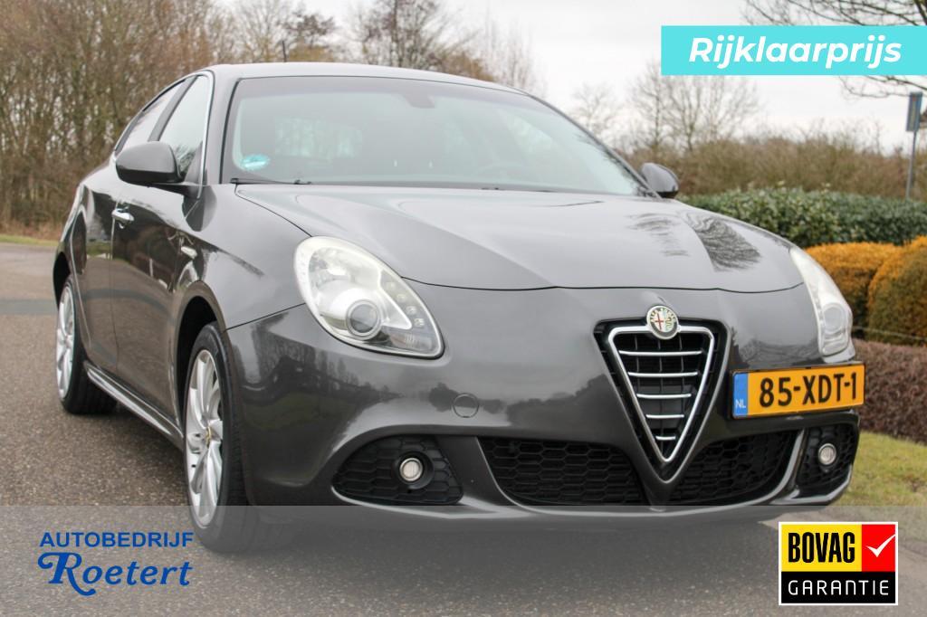 Alfa romeo GIULIETTA 1.4 T 170pk Distinctive automaat ECC/cr, Euro 5, 4 cilinders, Met garantie (alle), Origineel Nederlands