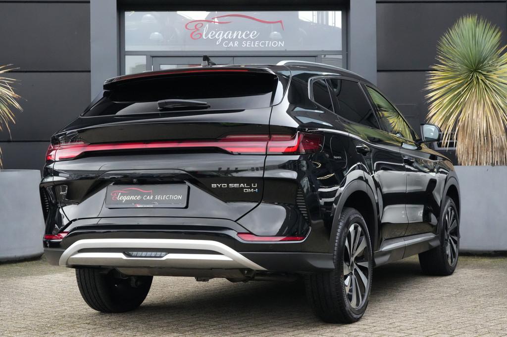 BYD SEAL U 1.5 DM-i FWD Boost 218pk Panoramadak/Stoelverwarm, Auto's, BYD, Seal U, Zwart, 4 cilinders, Zwart