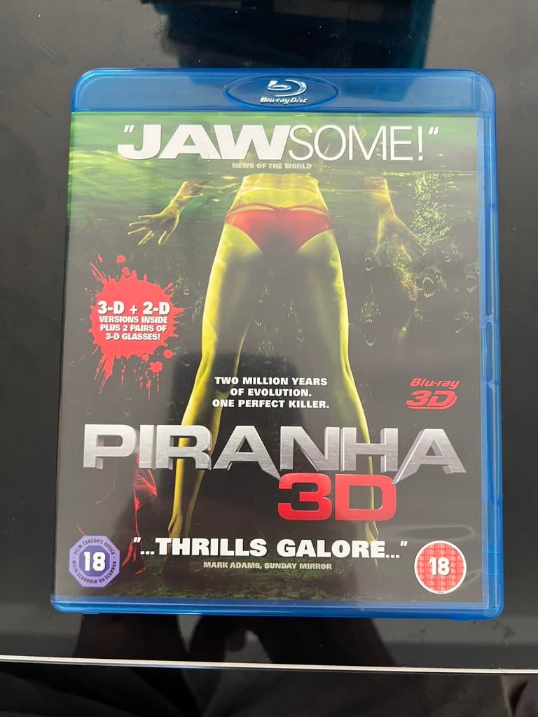 Blu-rayDisc Piranha 2D + 3D with glasses, Ophalen of Verzenden, Zo goed als nieuw