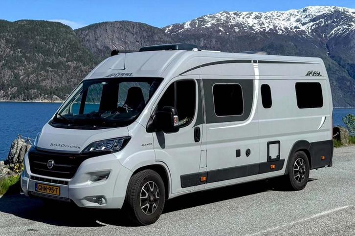 Pössl Roadcruiser (bj 2021), Caravans en Kamperen, Campers, Bedrijf, tot en met 3, Buscamper of Camperbus, Pössl, Fiat, Diesel