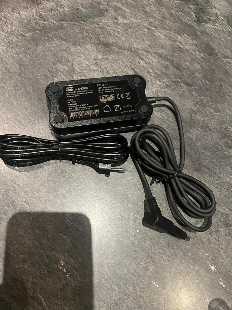 RIH L5 (v4) Fietsoplader 36V 2A, Ophalen of Verzenden, Nieuw