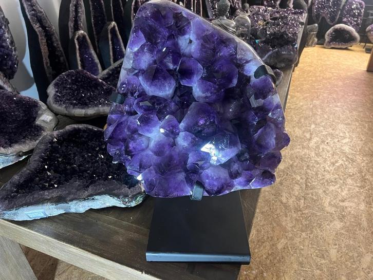 Amethist cluster (79) hoogste kwaliteit, diep paarse kleur., Verzamelen, Mineralen en Fossielen, Mineraal, Ophalen of Verzenden