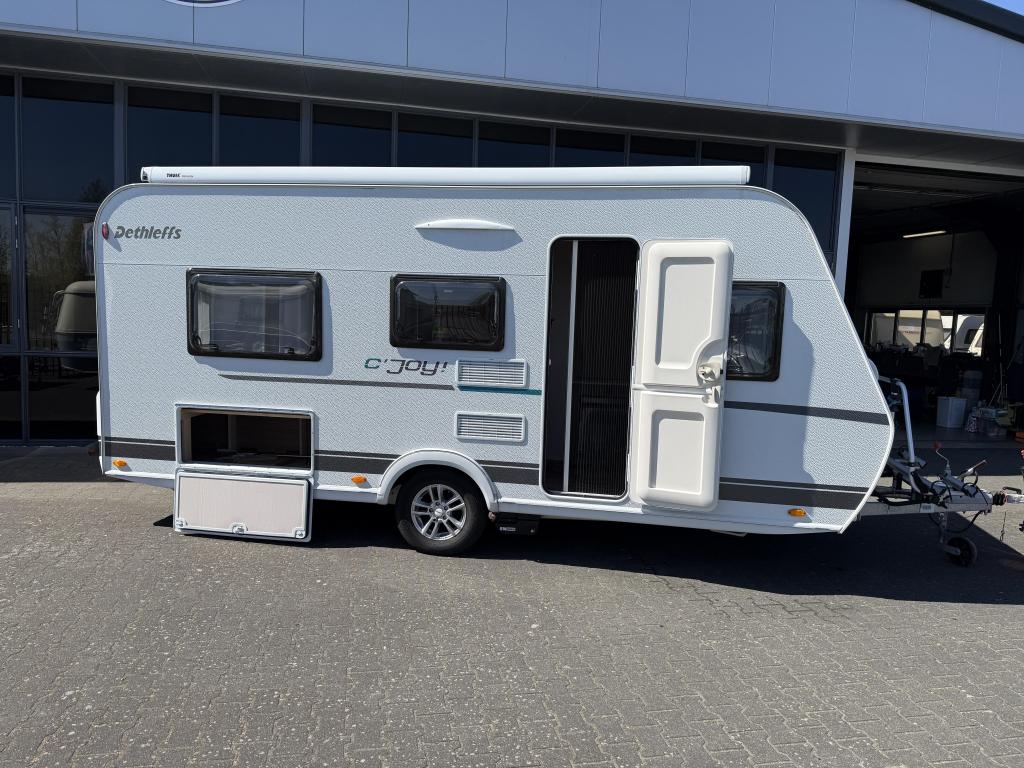 Dethleffs C'Joy 460 LE 2 Aparte bedden 200cm 900KG leeg !!, Caravans en Kamperen, Caravans, Lengtebed, Bedrijf, Treinzit, Schokbreker