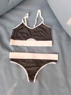 Lingerie setje grijs met wit maat M, Onbekend, Ophalen of Verzenden, Grijs, Setje
