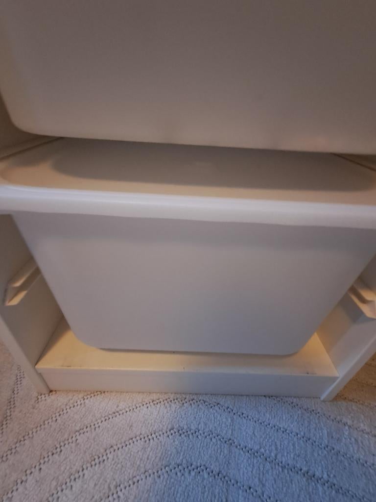 Ikea  kast met bakken, Ophalen, Gebruikt, Jongetje of Meisje