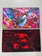 Pokémon speelmatten: Charizard en Moltres, Ophalen of Verzenden, Zo goed als nieuw, Overige typen