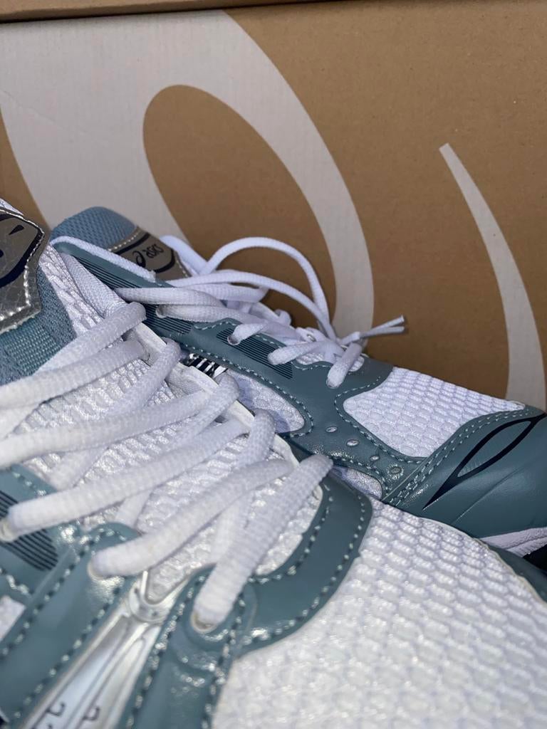 ASICS Gel-Kayano 14 Fjörd Grey Sneakers, Wit, Nieuw, Ophalen of Verzenden, Sneakers of Gympen