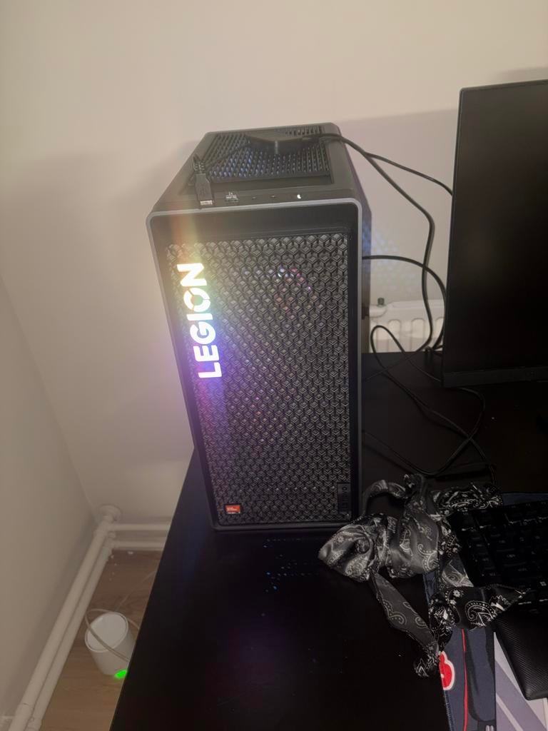 Krachtige Lenovo Legion T5 Gaming PC - AMD Ryzen 7, RTX 4060, Ophalen of Verzenden, Zo goed als nieuw, Gaming, SSD