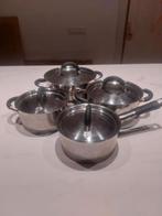 Complete Sola achtdelige pannenset (4 pannen en 4 deksels), Huis en Inrichting, Ophalen of Verzenden, Gebruikt, Rvs, Pannenset