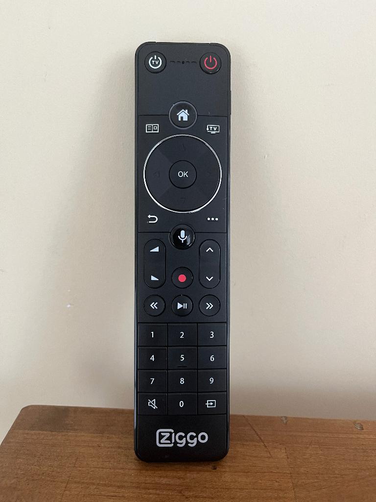 Originele Ziggo Mediabox next afstandsbediening, Ophalen of Verzenden, Zo goed als nieuw