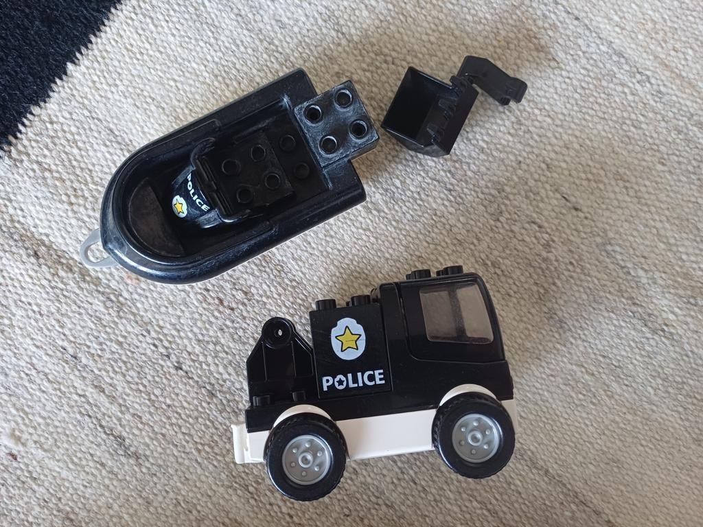 Duplo politie auto en speedboot, Ophalen of Verzenden, Gebruikt, Losse stenen, Duplo