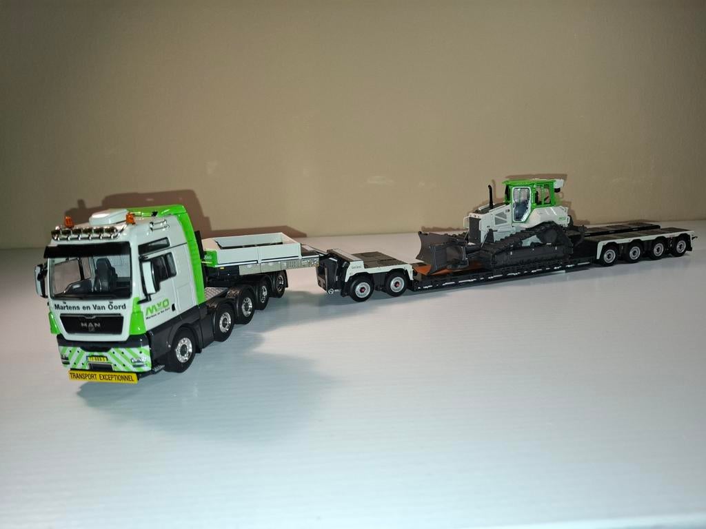 MAN dieplader met caterpiller D5 van martens en van oord., Hobby en Vrije tijd, Modelauto's | 1:50, Ophalen of Verzenden, Nieuw