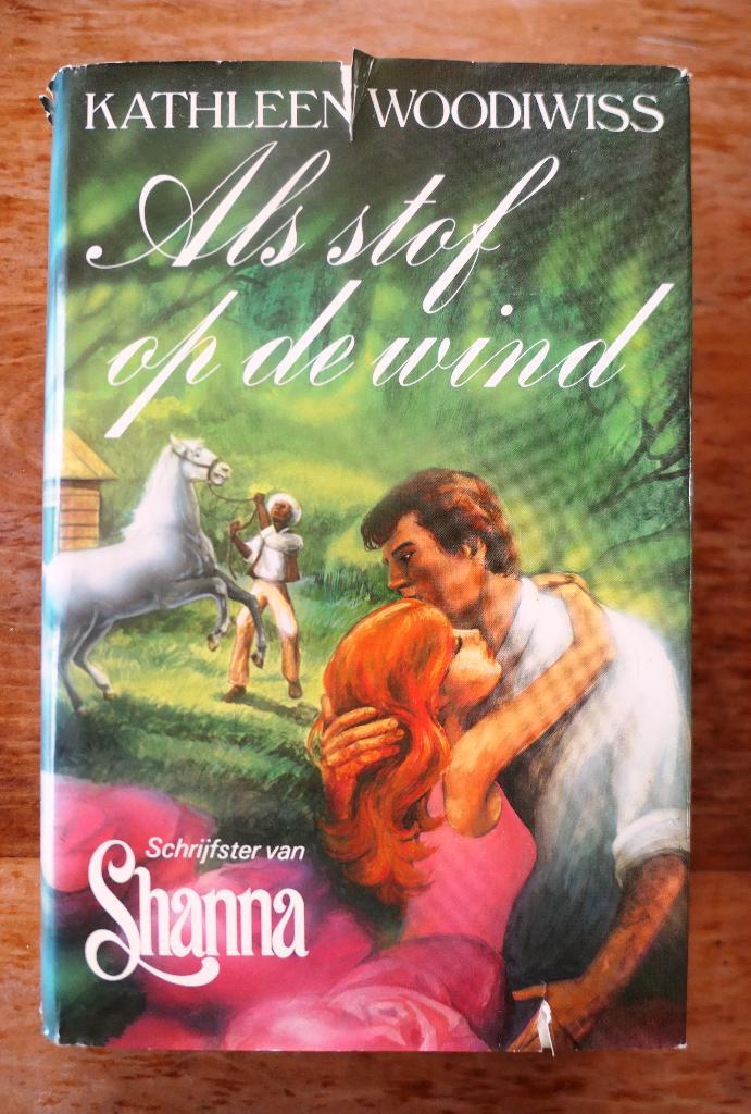 Als stof op de wind - Kathleen Woodiwiss, Boeken, Historische romans, Gelezen, Ophalen of Verzenden