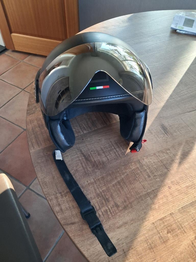 Demm helm maat M, Fietsen en Brommers, Brommerhelmen, Ophalen of Verzenden, Gebruikt, Medium, Overige merken