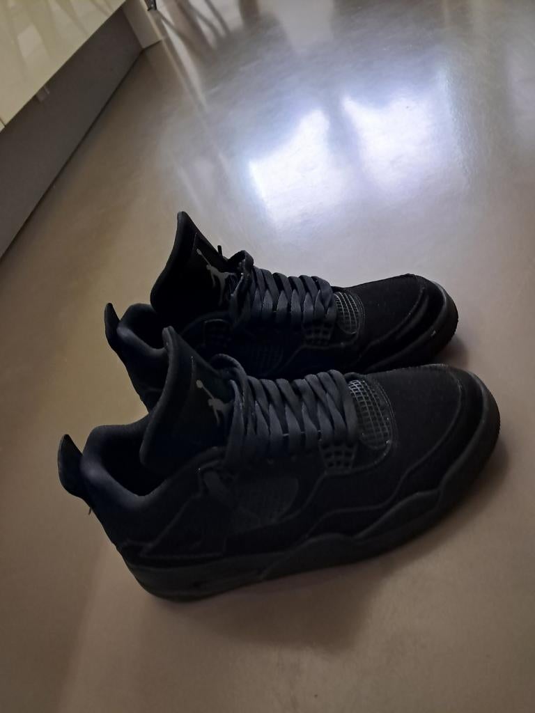 Zwarte Jordan sneakers 4s, Nike Air Jordan, Zwart, Ophalen of Verzenden, Sneakers of Gympen