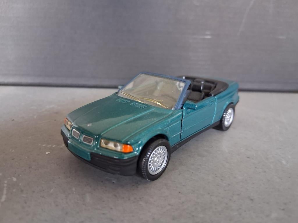 BMW E36 Cabriolet modelauto groen, Hobby en Vrije tijd, Modelauto's | 1:43, Ophalen of Verzenden, Zo goed als nieuw, Auto, Overige merken