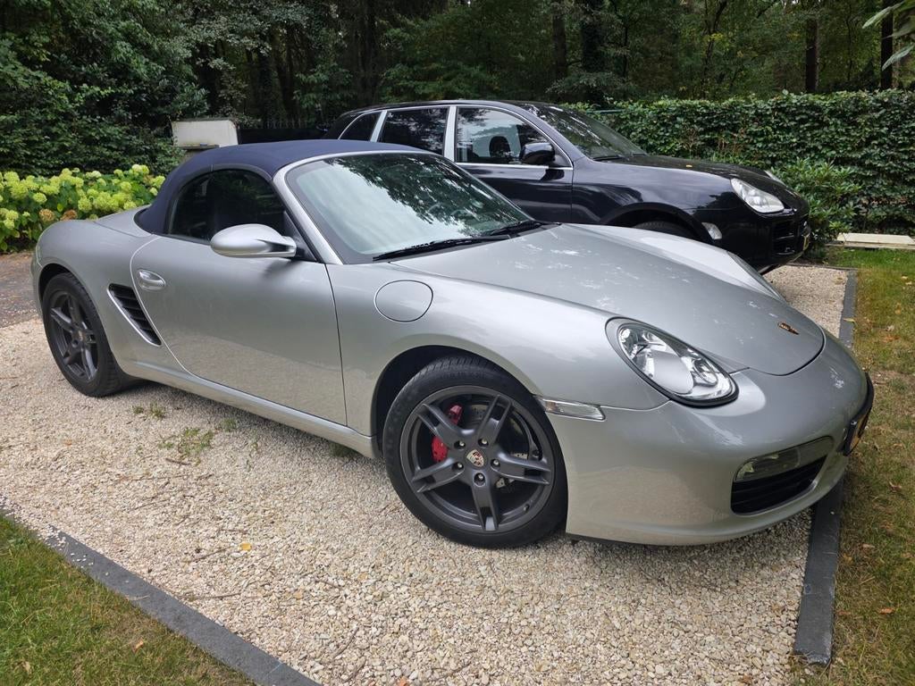 Porsche Boxster 2.7 2005 Grijs, Achterwielaandrijving, 10 km/l, Handgeschakeld, Grijs