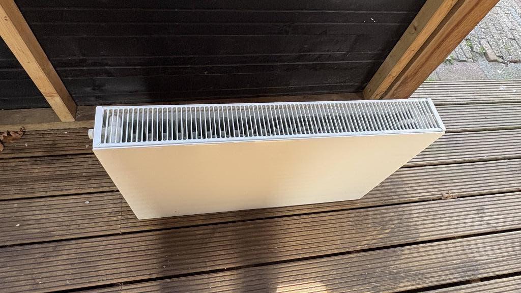 thermrad radiator 80x 50, Ophalen, 30 tot 80 cm, Radiator, Zo goed als nieuw
