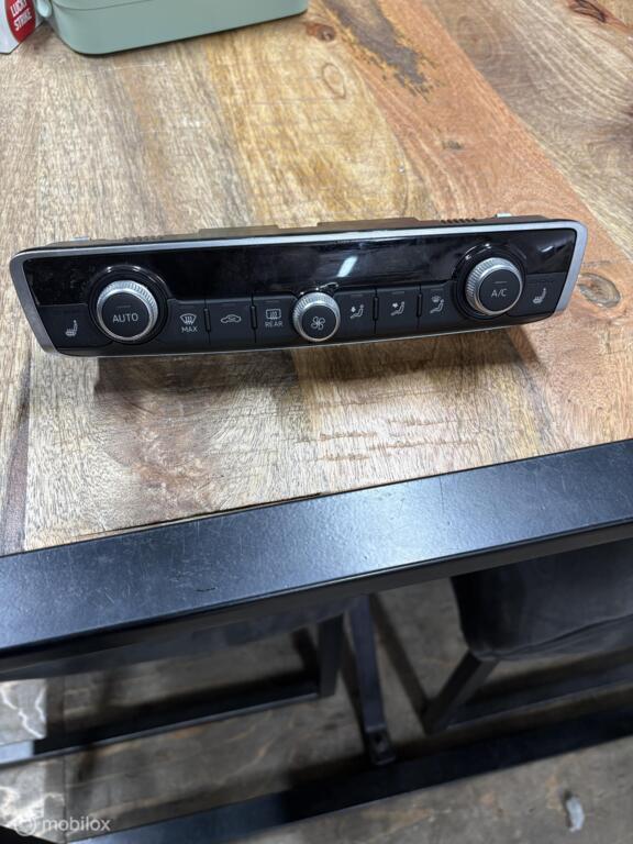Bedieningspaneel kachel origineel Audi A3 8V ('13-'20), Auto-onderdelen, Audi, Gebruikt, Audi, Ophalen of Verzenden