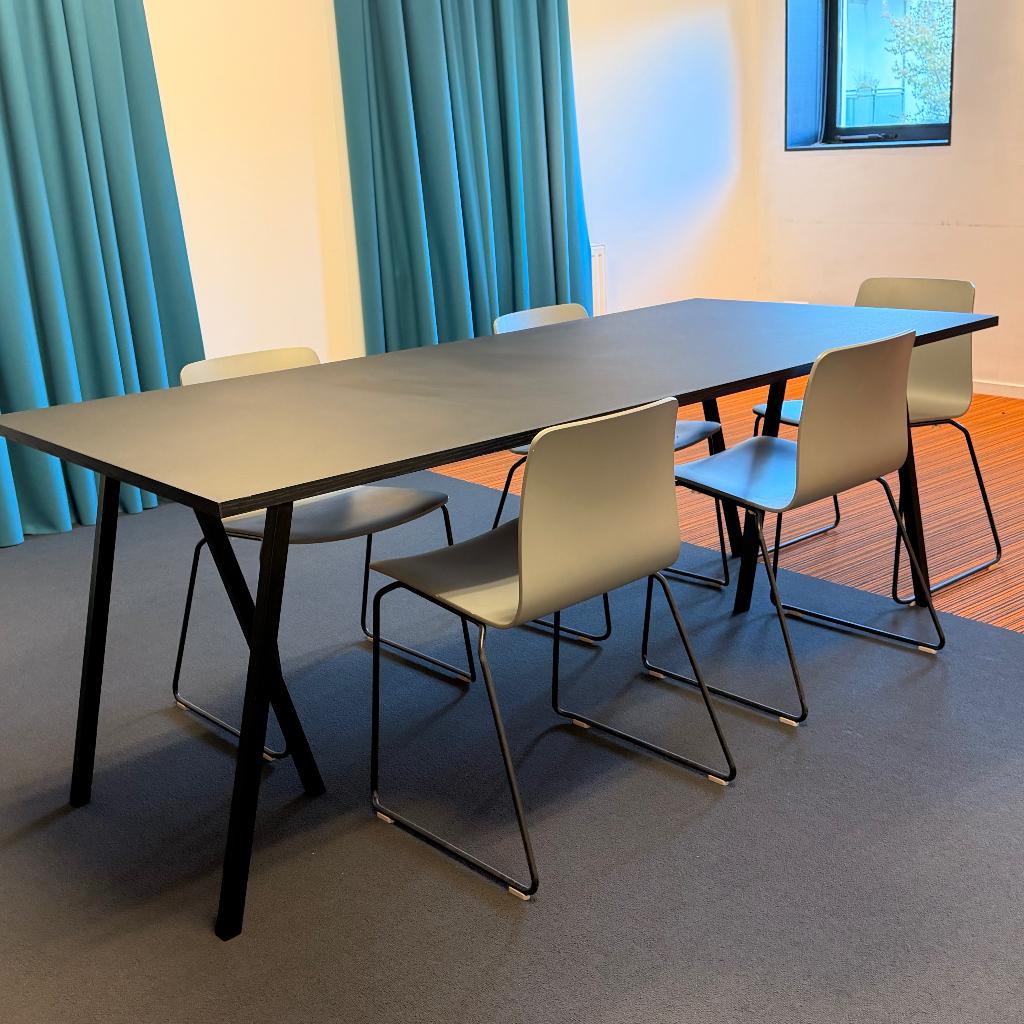 Eettafelset Hay Loop Stand Table + 6x HAY JW01 stoel, Huis en Inrichting, Tafels | Eettafels, Gebruikt, 50 tot 100 cm, 200 cm of meer