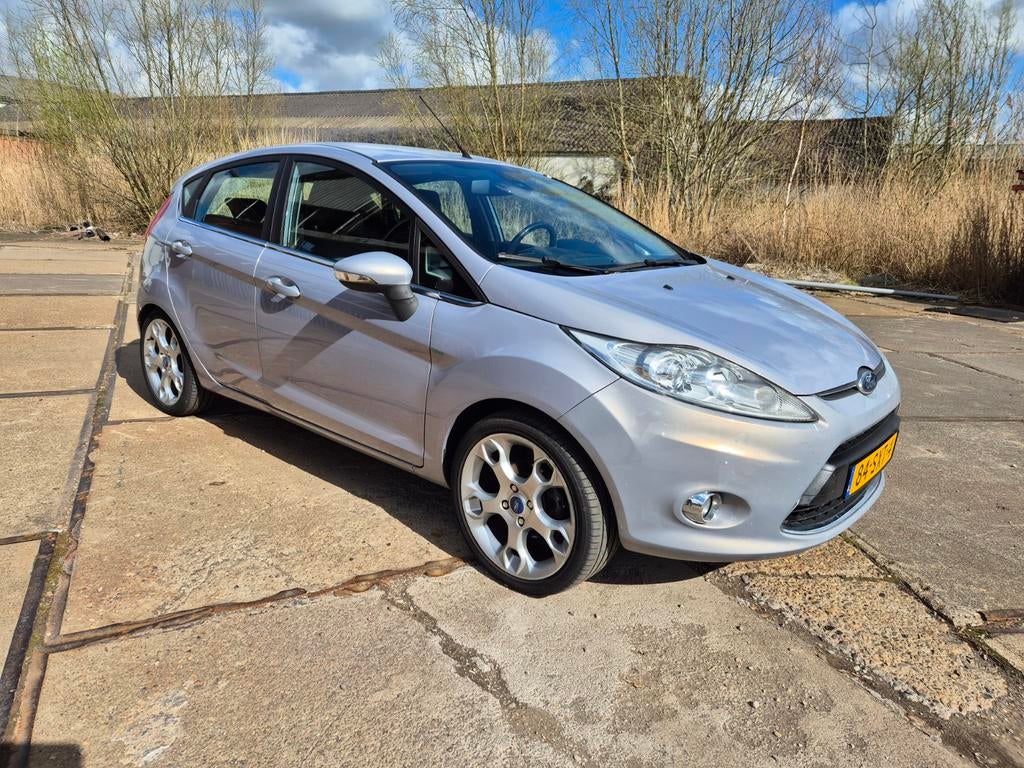 Ford Fiësta 1.6  88KW 5DR 2012 cng CNG aardgas, Voorwielaandrijving, 40 €/maand, Zwart, CNG (Aardgas)