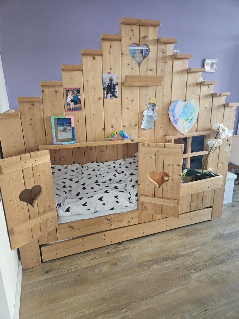 Vogelshuisje bed, Ophalen