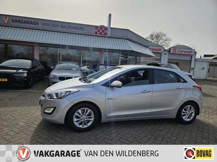Hyundai i30 1.6 GDI i-Vision, Auto's, Hyundai, Bedrijf, Te koop, i30, ABS, Achteruitrijcamera, Airbags, Airconditioning, Alarm