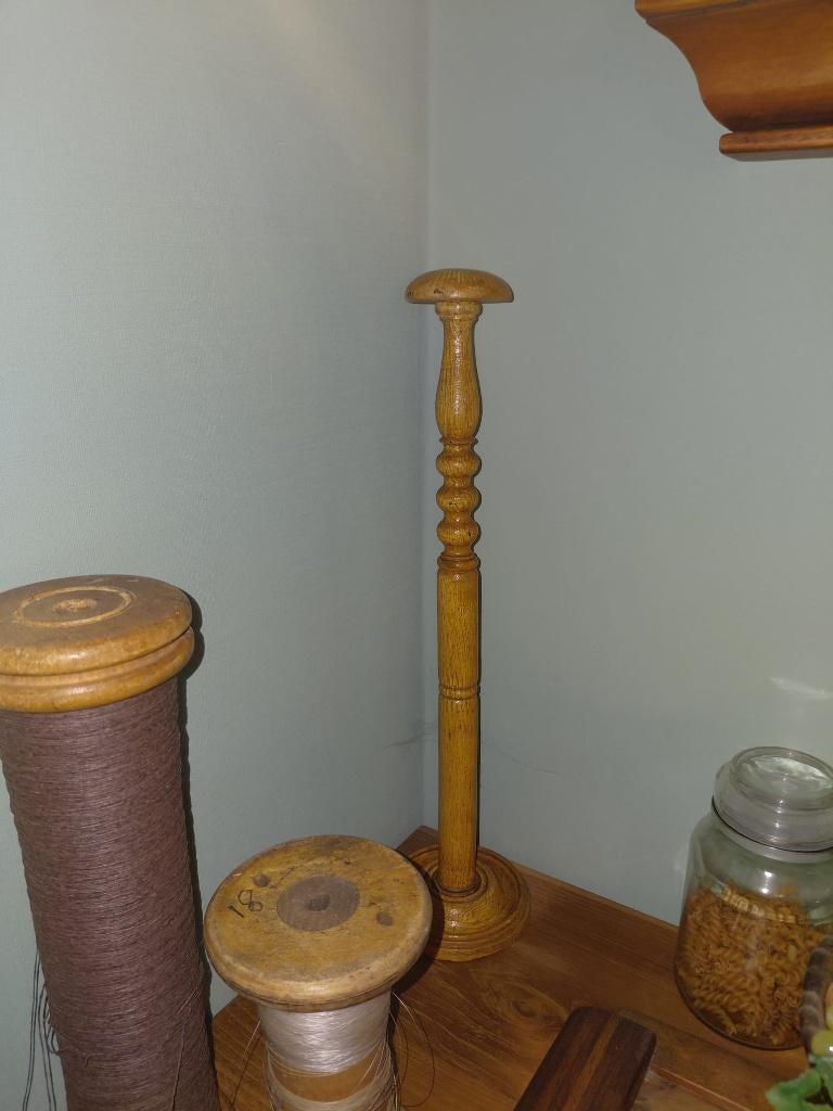 Vintage hoedenstandaard/hoedendisplay/mal - pruikenstandaard, Antiek en Kunst, Ophalen of Verzenden