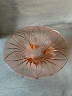Vintage Oud Roze Glazen Schaaltje met Bloemmotief, Antiek en Kunst, Ophalen of Verzenden