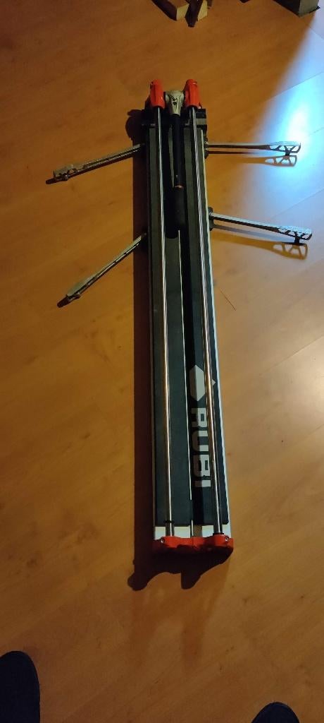 Te Huur: Tegelsnijder 1200 mm RUBI & Toebehoren, Ophalen, Gebruikt