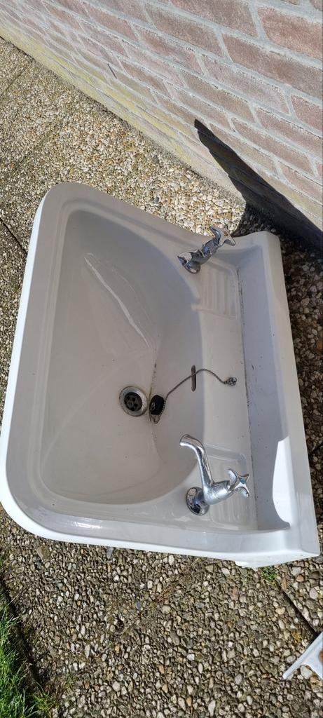 Wastafel met kranen en afvoer, Doe-het-zelf en Verbouw, Sanitair, Ophalen