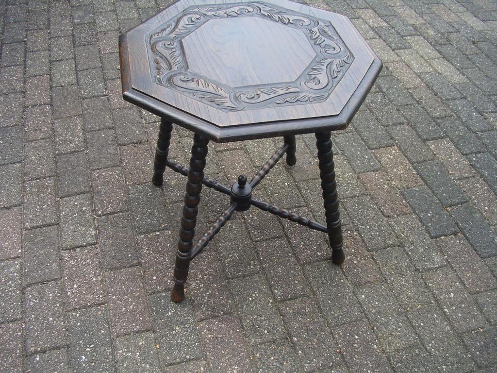 leuk klein antiek tafeltje, Antiek en Kunst, Antiek | Meubels | Tafels, Ophalen