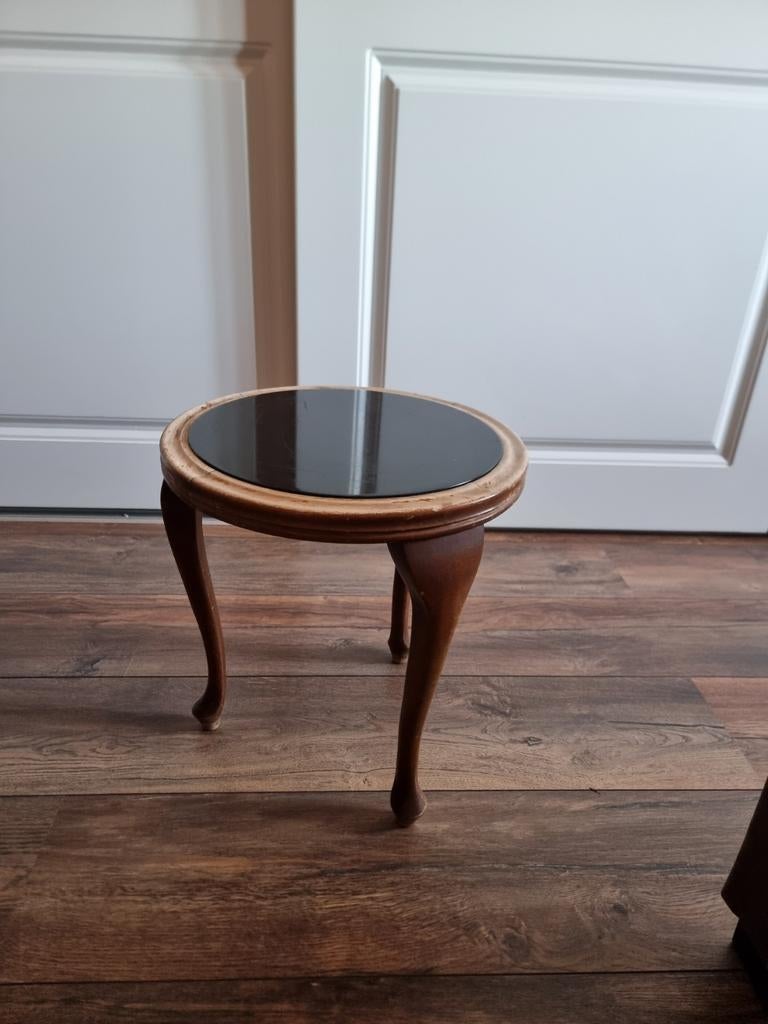 Antieke bijzettafel met glazen blad, Antiek en Kunst, Ophalen of Verzenden