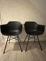 4 zwarte kunststof stoelen metalen onderstel, Ophalen, Zo goed als nieuw, Zwart, Kunststof