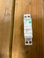 144x  Schneider Electric Resi9 Installatieautomaat 1P+N 16A, Ophalen of Verzenden, Nieuw, Overige typen