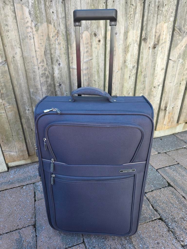 ESSENTIALS TROLLEY KOFFER, Ophalen, Zo goed als nieuw, Hard kunststof, Uitschuifbare handgreep