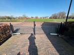 Hekwerk poort, Ophalen, Zo goed als nieuw, IJzer, Dubbelstaafmat hekwerk