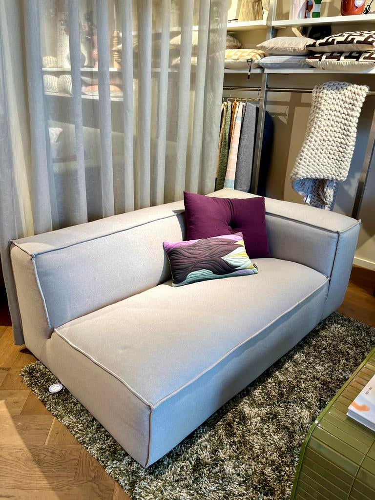 Fést Amsterdam - Dunbar 2 zits (arm rechts), Huis en Inrichting, Banken | Sofa's en Chaises Longues, Ophalen, Design, 150 tot 200 cm