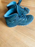 Lowa Dames wandelschoenen Maat 40, Zo goed als nieuw, Grijs, Wandelschoenen, Ophalen of Verzenden